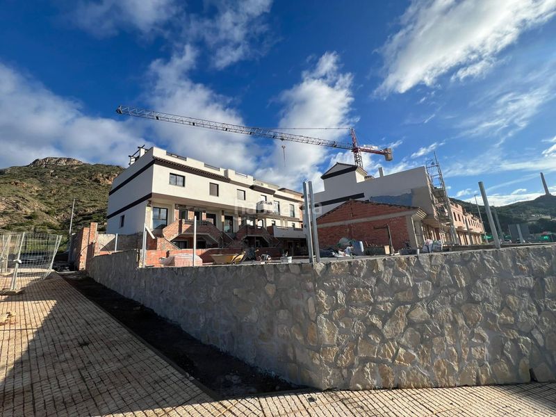 Foto c26b7556-aca5-44e0-aded-99fb8a865546. Casa adossada amb aparcament piscina a Portmán Unión (La)