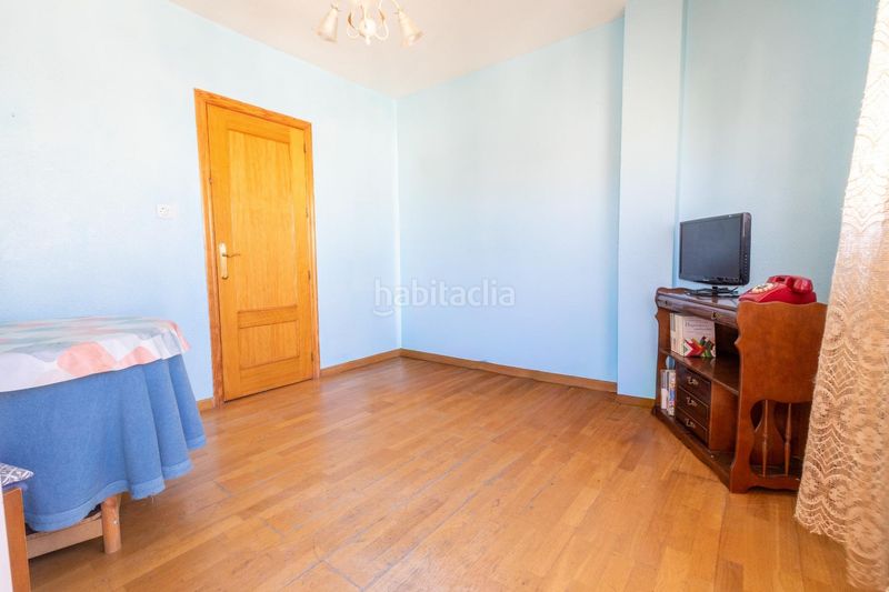 Foto 8fa4ad38-2314-442e-9d5c-edf581797d77. Pis a Cieza