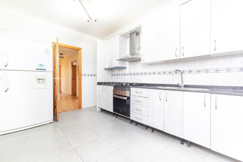 Foto c85eeeab-99d0-4669-ba93-433c2c211aa5. Pis a Cieza