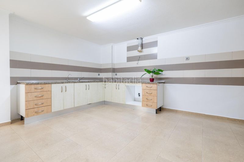 Foto 29bb0f84-8b66-450b-b324-77f29722a76a. Pis amb aparcament a Abarán