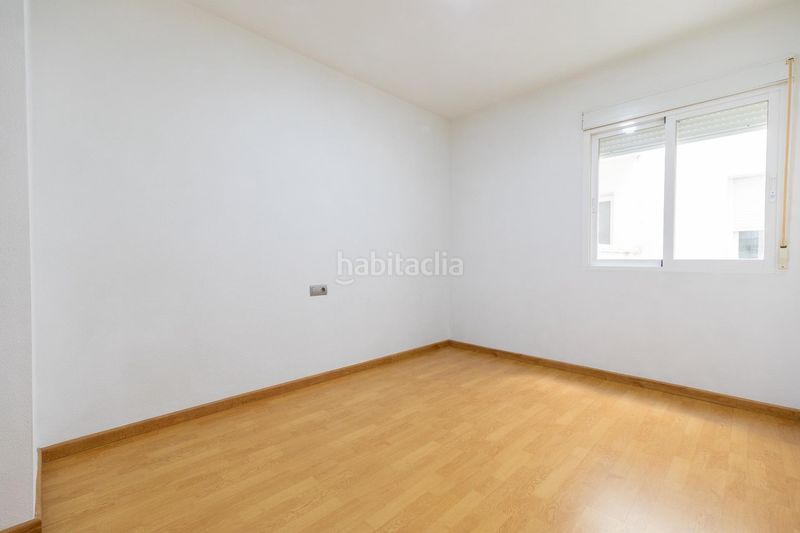 Foto b6f01150-fa0a-40b8-a45f-290fefce68f0. Pis amb aparcament a Abarán