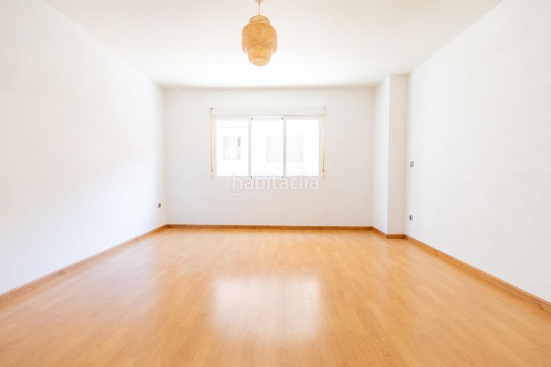 Foto e59f8db9-a586-45cb-9fd7-cf295ec0b126. Pis amb aparcament a Abarán