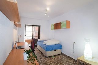 Location Appartement  Calle madre dios. Alquiler estudiantes habitacion nº 1