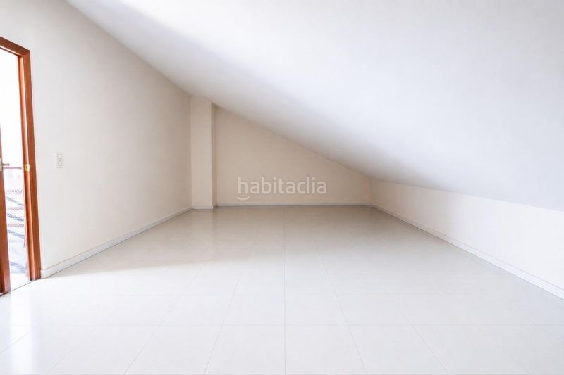 Foto b911a6dd-591b-48aa-8704-f648dddd9eb8. Dúplex amb aparcament a Beniaján Murcia