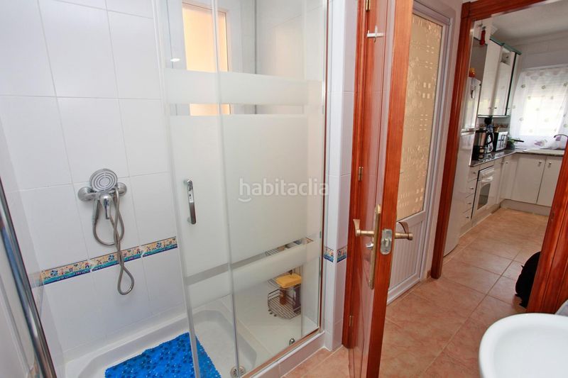 Foto 4e6b7d97-cb12-4046-95c7-d7a2e96fa454. Dúplex duplex 3 habitaciones y 4 baños garaje privado y cerrado piscina en Manga del Mar Menor (La)