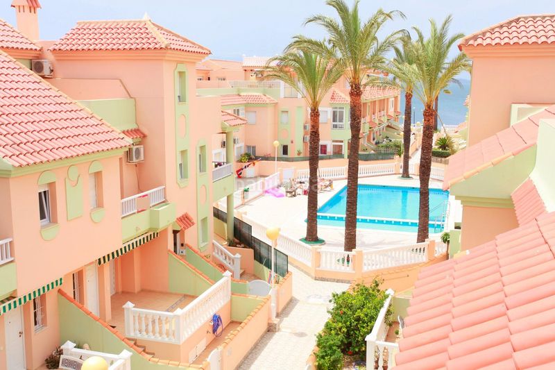Foto 7def8786-9072-43a6-85a4-a9dd84e41685. Dúplex duplex 3 habitaciones y 4 baños garaje privado y cerrado piscina en Manga del Mar Menor (La)