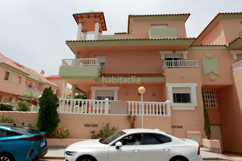 Foto e987dbf4-36f0-49e5-815c-3e9faabb938b. Dúplex duplex 3 habitaciones y 4 baños garaje privado y cerrado piscina en Manga del Mar Menor (La)