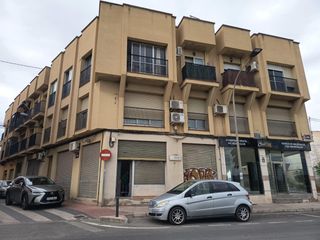 Geschäftsraum in Avenida de la región murciana 38. Local con gran potencial para convertir en vivienda junto a av.