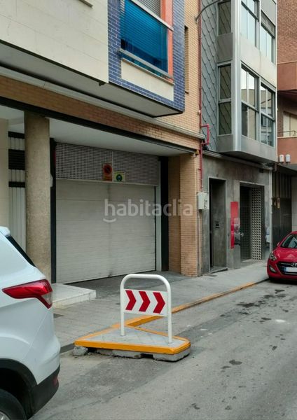 Foto 0b325c56-c242-4873-bbe3-e1a71aa2ee52. Aparcament cotxe a Cieza