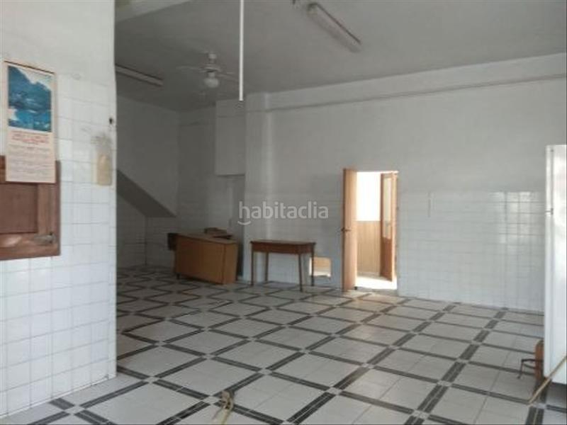 Foto f905022f-c0a0-4c50-a65d-85bc74ab1fe7. Masía casa chalet pareado en venta en avenida carmen, 16, en Orihuela