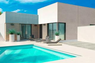Xalet a Daya Nueva. Nueva fase  villas independientes en una sola planta con piscina