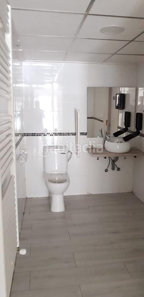 Foto d29972a9-2988-400b-8c08-cecbe7b0ce08. Lloguer local comercial a Centro Albacete