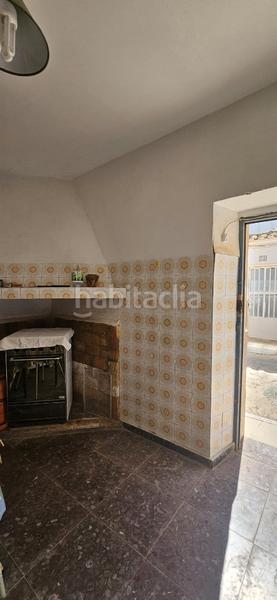 Foto 0890b6d8-d2f3-45d4-9d12-ceb7203e7c69. Masia amb xemeneia a Navas de Jorquera