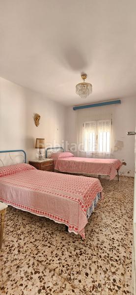 Foto 4580df44-b369-4bd0-a4d6-27616cc6fc39. Masia amb xemeneia a Navas de Jorquera