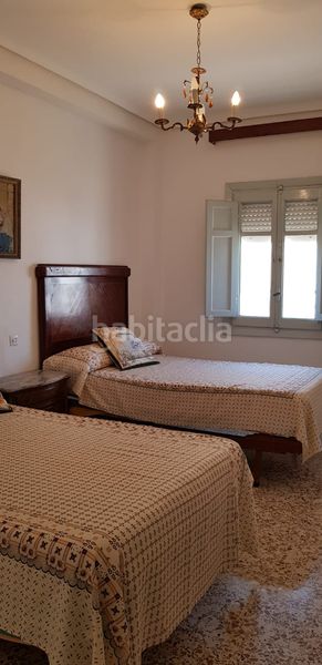Foto a62f4a97-2cd6-4212-8f6e-e75f60a83a17. Masia amb xemeneia a Navas de Jorquera