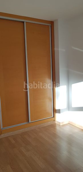 Foto 0ca9e2d9-60d1-4fb7-9783-688e1a636fe3. Semi detached house with fireplace heating parking in Gineta (La)
