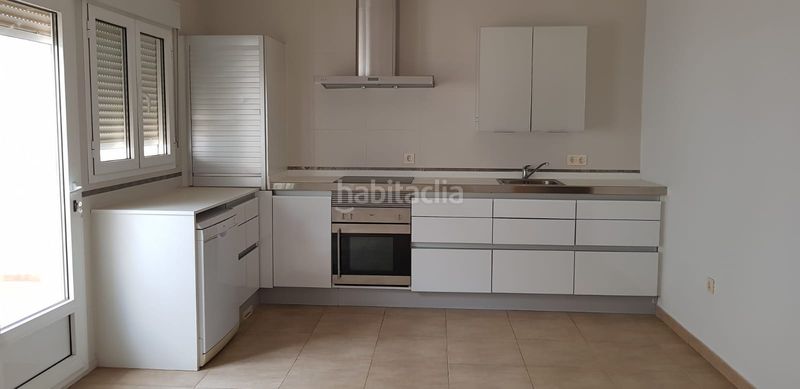 Foto 5ef9537b-fe7e-4d52-9c3c-13aee21ecefb. Semi detached house with fireplace heating parking in Gineta (La)