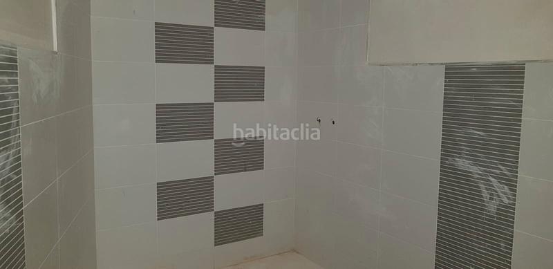 Foto 54b6ec5c-eb2a-49f3-93fe-f06c8de39aed. Piccolo appartamento con riscaldamento parcheggio in Albacete