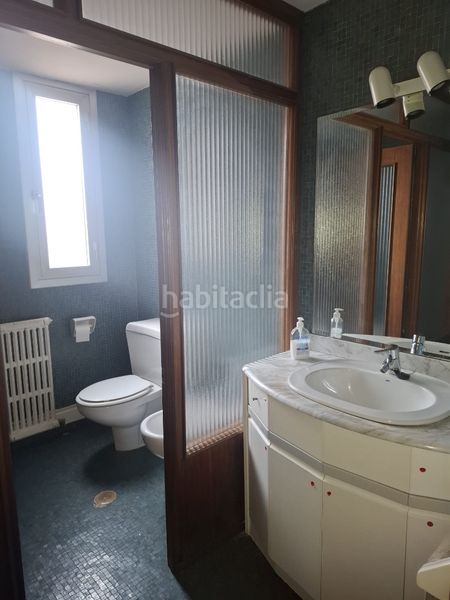 Foto f2d8aeb1-3fc9-4477-a8de-8cef0fa77a08. Pis amb calefacció aparcament a Centro Albacete