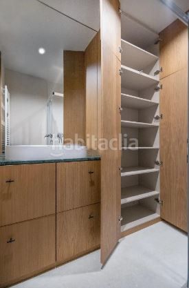 Foto ebe6a845-7b0d-48e2-b231-19a922de9f3e. Flat with heating in Centro Albacete