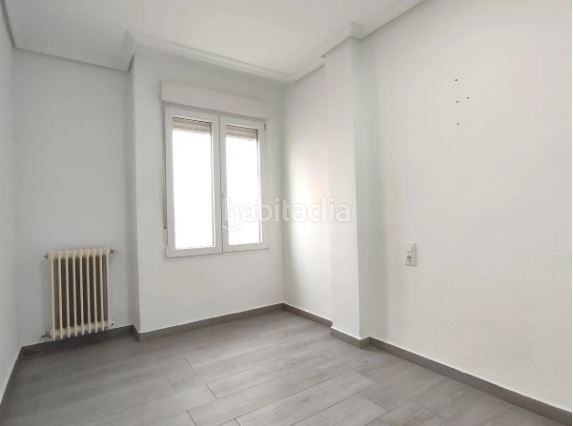 Foto 87dbac34-1c21-47d4-9591-fb153266adf0. Piso en Parque Sur Albacete