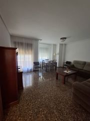 Location Appartement à Industria