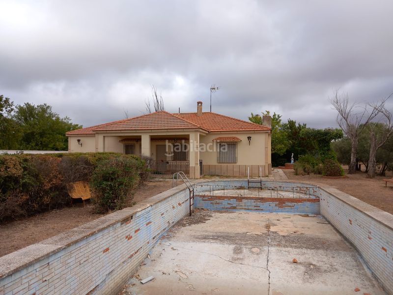 Foto ca44974e-f3c2-4a94-8604-f20065365141. Xalet amb xemeneia aparcament piscina a Pedanías - Extrarradio Albacete