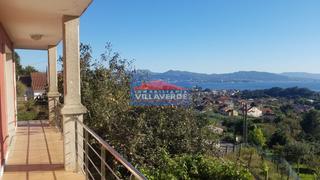 Casa a Coiro. Chalet a la venta con vistas al mar en coiro