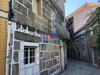 Casa a Cangas Pueblo. Casa de piedra en el casco antiguo de cangas