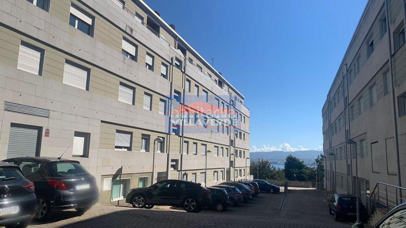 Foto 182a15da-6c2c-4489-ac33-569555d512fb. Locale commerciale in Cangas pueblo Cangas