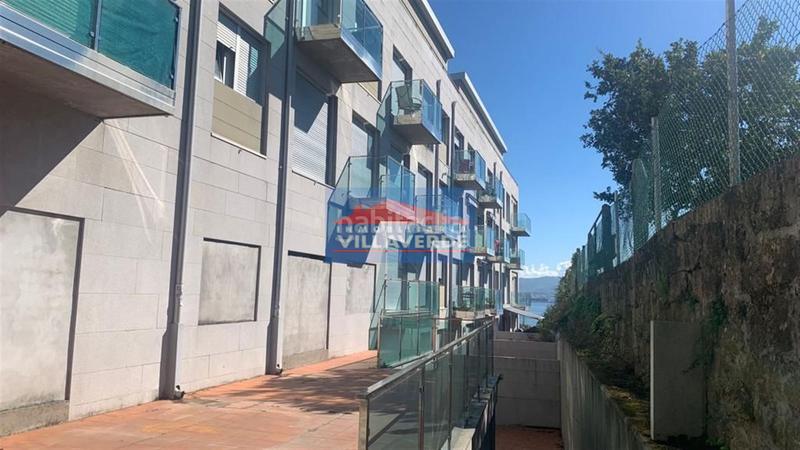 Foto f1853766-3d99-47c1-9cc9-621bed976cbd. Locale commerciale in Cangas pueblo Cangas