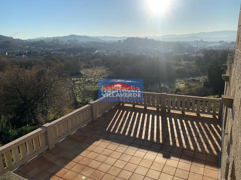 Foto 7ddf6c84-b0ff-4927-b2b2-efe21ea4fb6c. Chalet avec parking dans Darbo Cangas