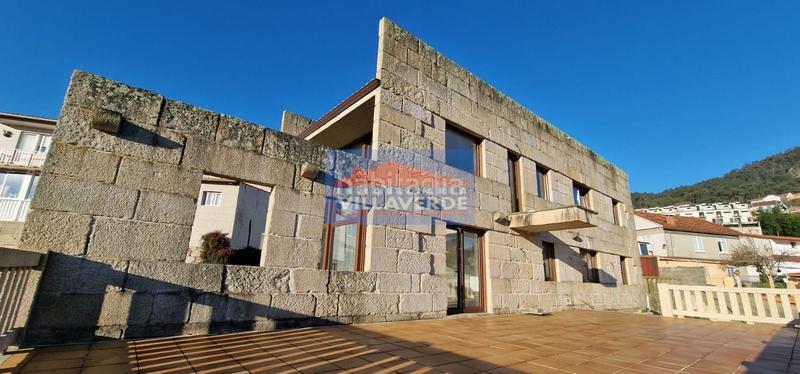 Foto 9a09f55c-77f5-4e9d-bd5e-1f0d89077061. Chalet avec parking dans Darbo Cangas