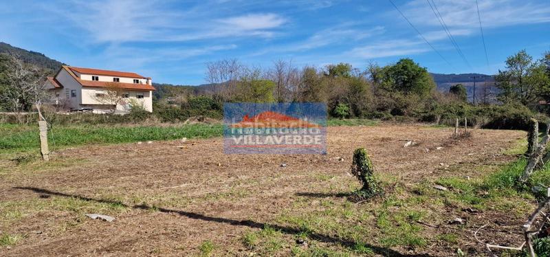 Foto cb998f70-f531-4434-8a28-cc45d40965a2. Residential plot in Moaña