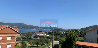 Pis a O Hío. Apartamento con garaje y con vistas al mar en vilanova