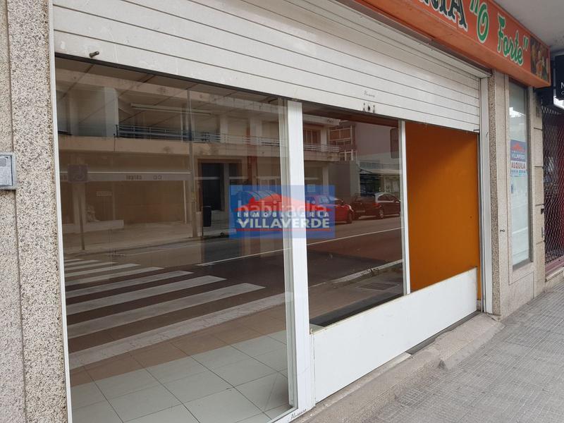 Foto ac2c019f-9a96-4e9d-a691-d18d7dd3164b. Locale commerciale in Cangas pueblo Cangas