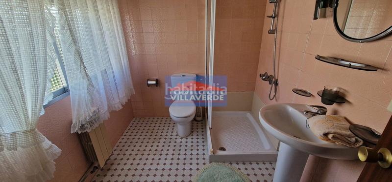 Foto 5d805f82-8845-4d6a-a235-c23f62877474. Casa amb aparcament a Darbo Cangas