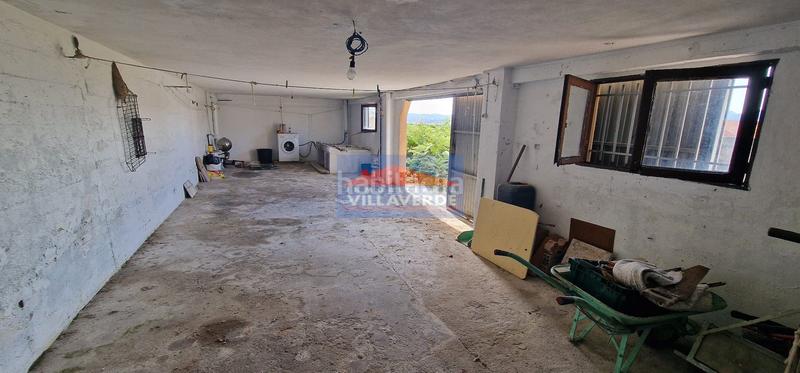 Foto 94cb7f8b-e92d-41cc-933e-d39d349b87e9. Casa amb aparcament a Darbo Cangas