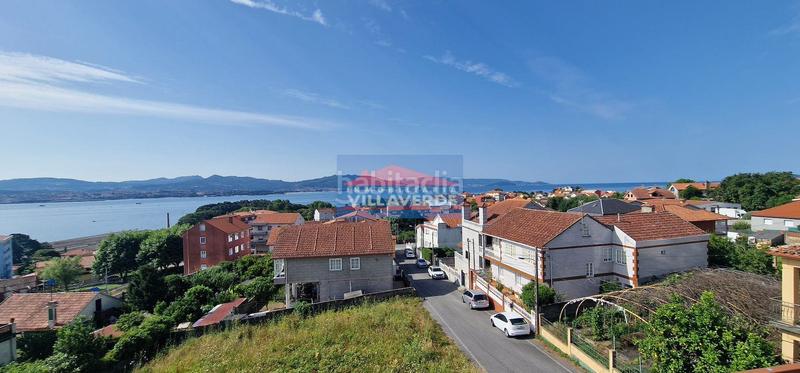 Foto 9bd25487-b65e-42eb-8b47-8cb9fc0f013d. Casa amb aparcament a Darbo Cangas
