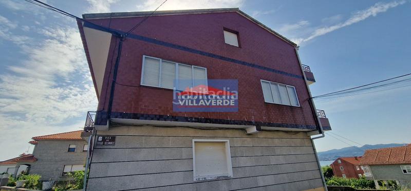 Foto d8495cce-e914-4f0c-80d4-cfdb5b492e2b. Casa amb aparcament a Darbo Cangas