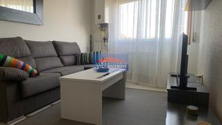 Pis en Coiro. Apartamento de dos dormitorios zona rodeira con graje