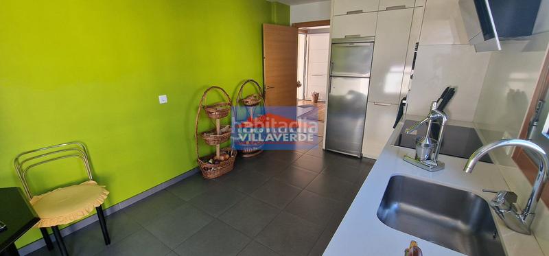 Foto 09963ea0-670a-4002-9241-9f383120ae27. Casa chalet de piedra con piscina en Cangas pueblo Cangas