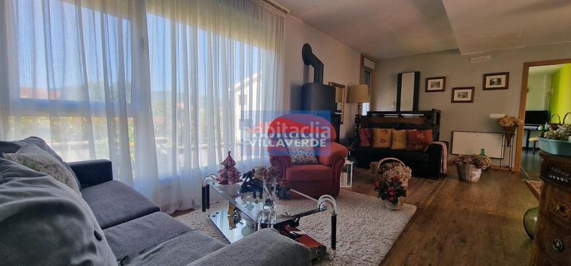 Foto 126e5d4c-6989-4465-8eca-c3f575c6aae5. Casa chalet de piedra con piscina en Cangas pueblo Cangas