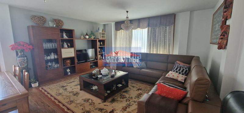 Foto 12cbdf1f-eaca-4169-8b2d-ad0712d196f9. Casa chalet de piedra con piscina en Cangas pueblo Cangas