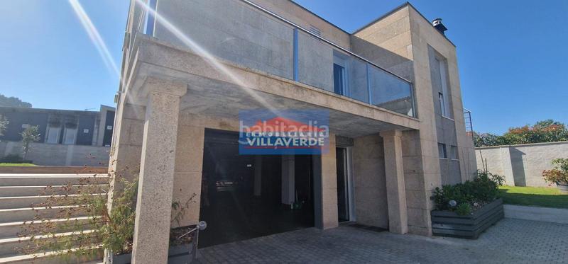 Foto 15ca8d29-88d3-445d-9ea8-29cf892ad22f. Casa chalet de piedra con piscina en Cangas pueblo Cangas