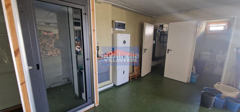 Foto 2dc97ea1-e459-48f4-a362-2eb48b6938a7. Casa chalet de piedra con piscina en Cangas pueblo Cangas