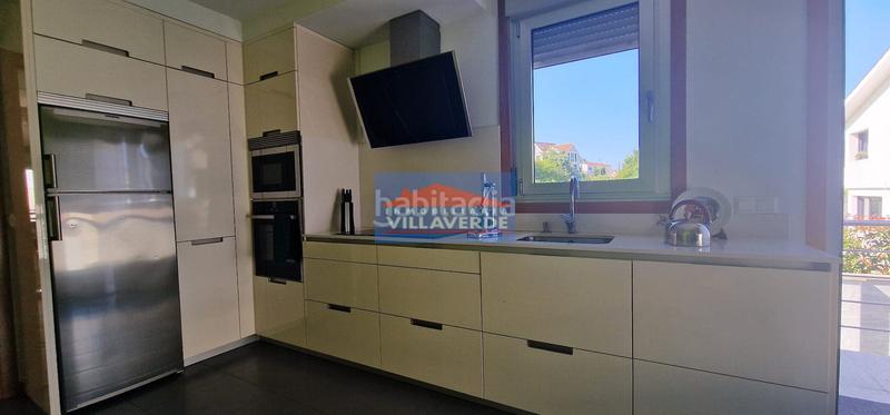 Foto 4793102f-b14c-48f7-a3b6-e29c46737963. Casa chalet de piedra con piscina en Cangas pueblo Cangas