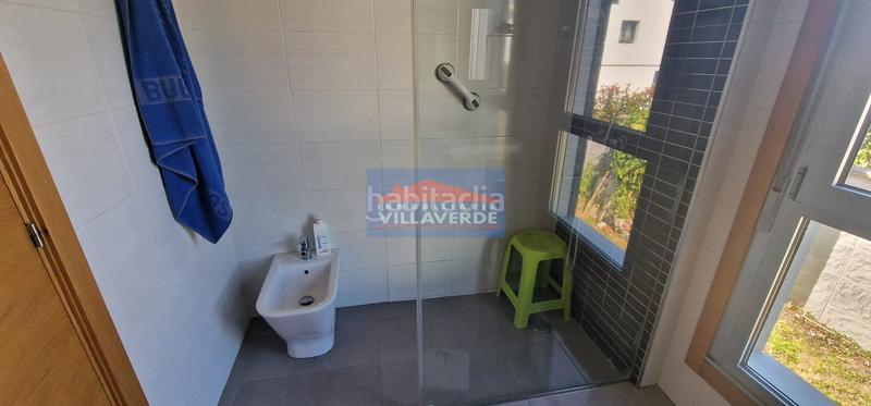 Foto 8153b387-551f-4099-9915-2119552cb0e0. Casa chalet de piedra con piscina en Cangas pueblo Cangas