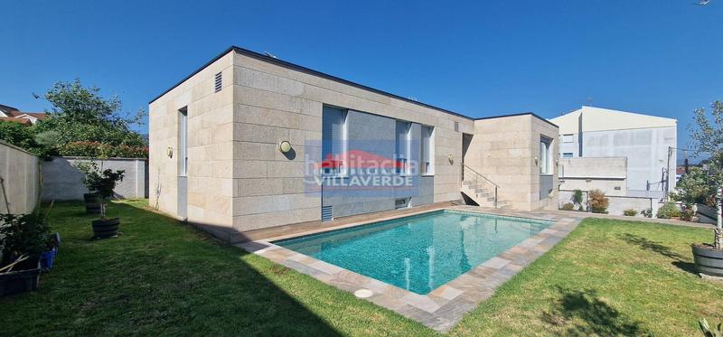 Foto 951b0182-0d2a-41a5-a7b0-e55087622821. Casa chalet de piedra con piscina en Cangas pueblo Cangas