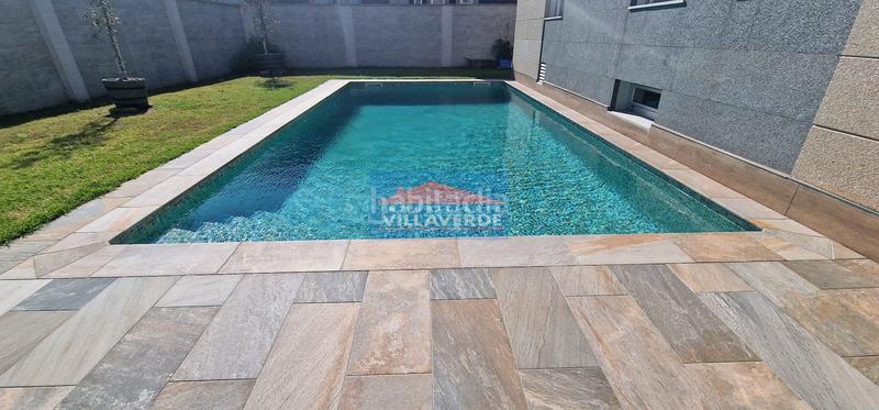 Foto d50b1faf-3c67-4299-860c-f73a1430e4c8. Casa chalet de piedra con piscina en Cangas pueblo Cangas